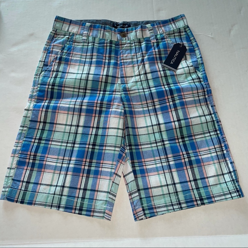Nautica plaid boys shorts size 12 NWT